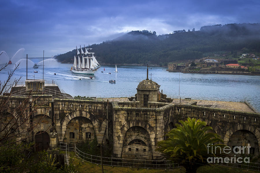 The original photograph behind the Ferrol, Juan Sebastián Elcano poster