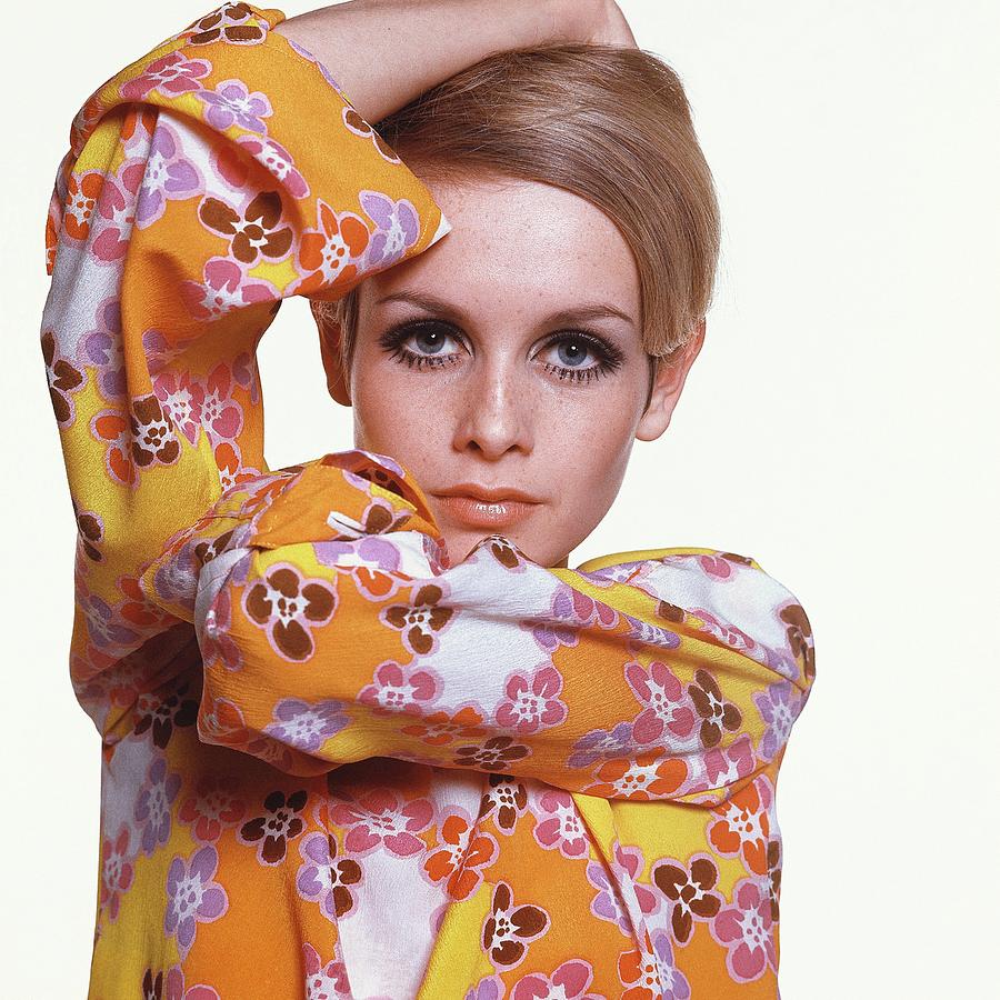 Fashion Icon in Floral Outfit Photograph - Portrait Of Twiggy #1 by Bert Stern