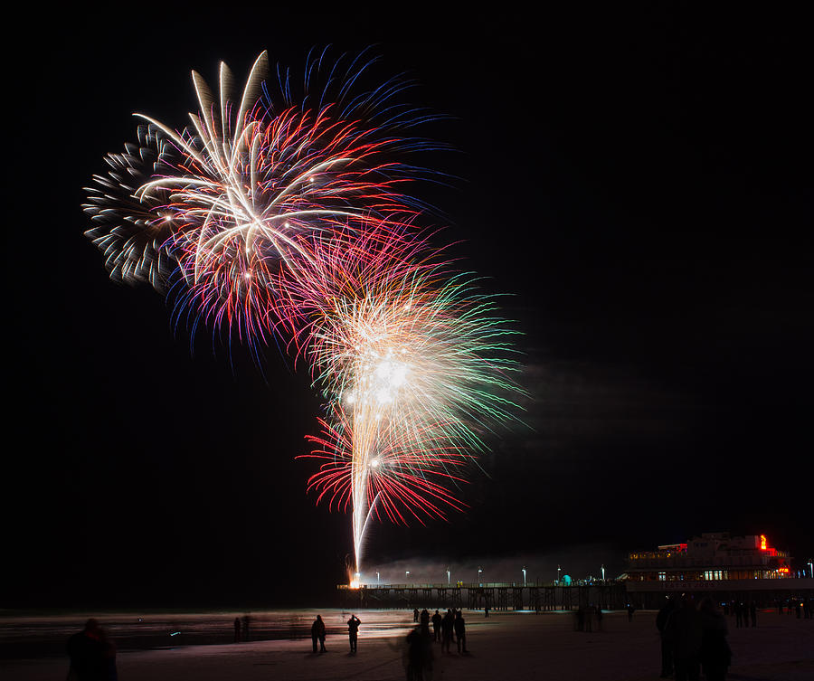 Daytona Beach Pier Fireworks Photograph by David Hart