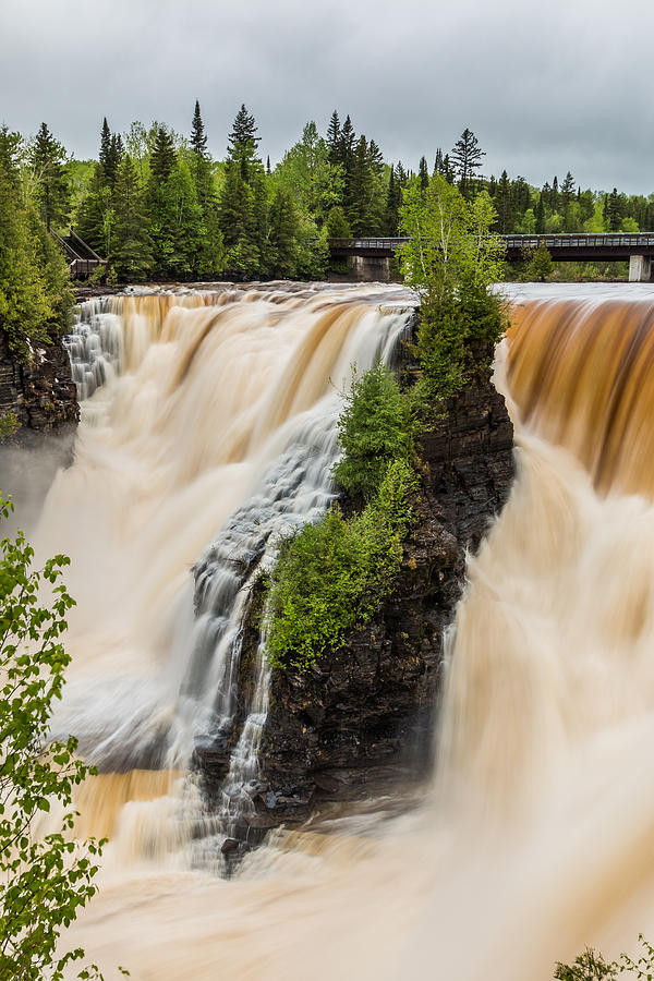 Rushing Water Photograph by Linda Ryma