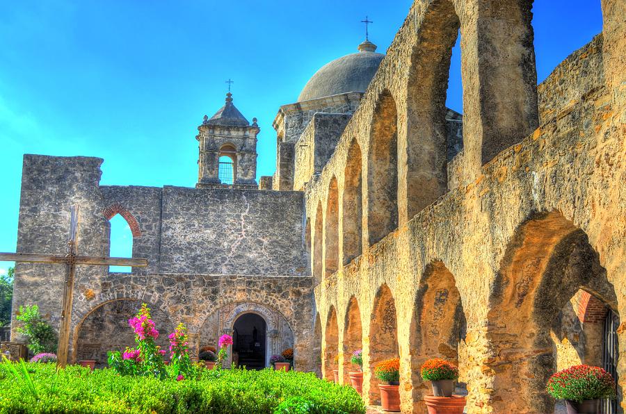 Historic Spanish Mission Architecture Photograph - Mission Courtyard by David Morefield