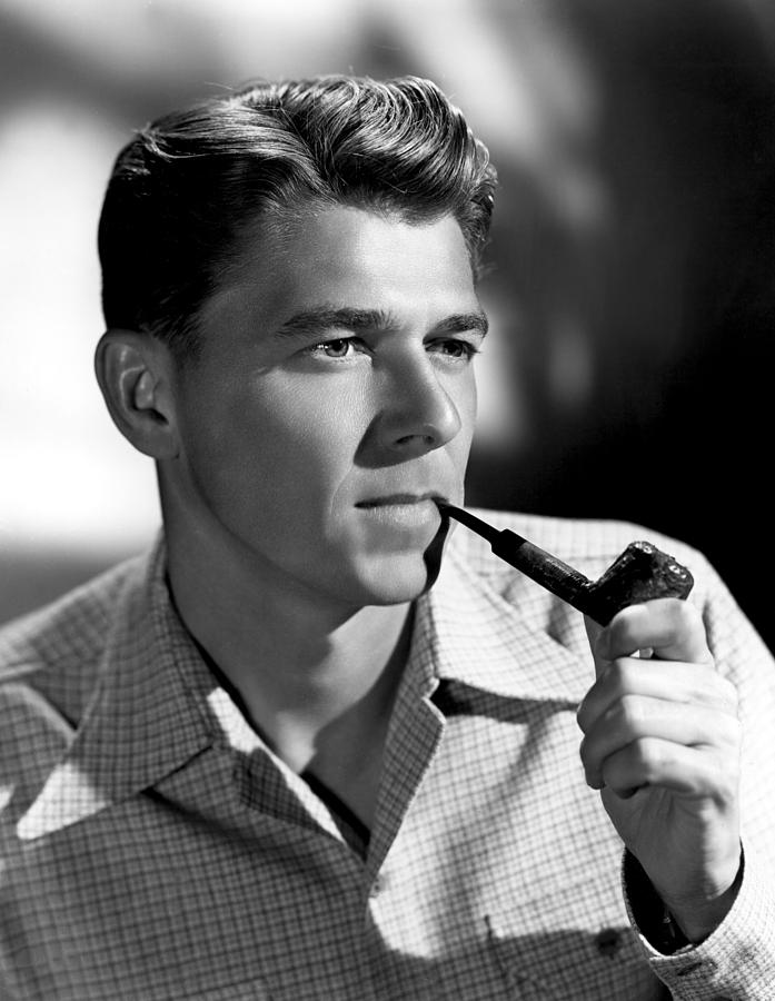 does cigarette makes skin dark Sunlight and Cigarette Smoke: A Bad Combination for Your Skin