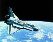 Artwork Of Space Shuttle In Orbit Art Print by David Parker