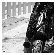 Bicycle - Nantucket 9783 Photograph by Richard Reeve