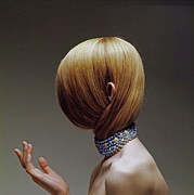 Model Wearing A Cartier Necklace Photograph by Bert Stern