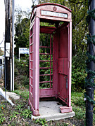 No More Calls Photograph by Richard Reeve