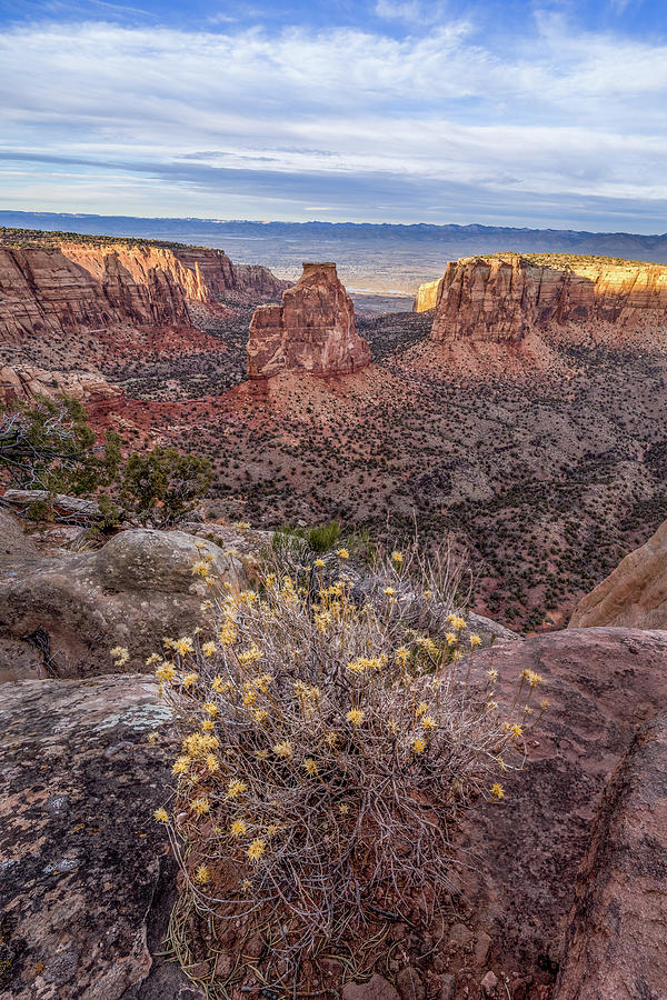 Independence Monument  #1 Photograph by Jeff Stoddart
