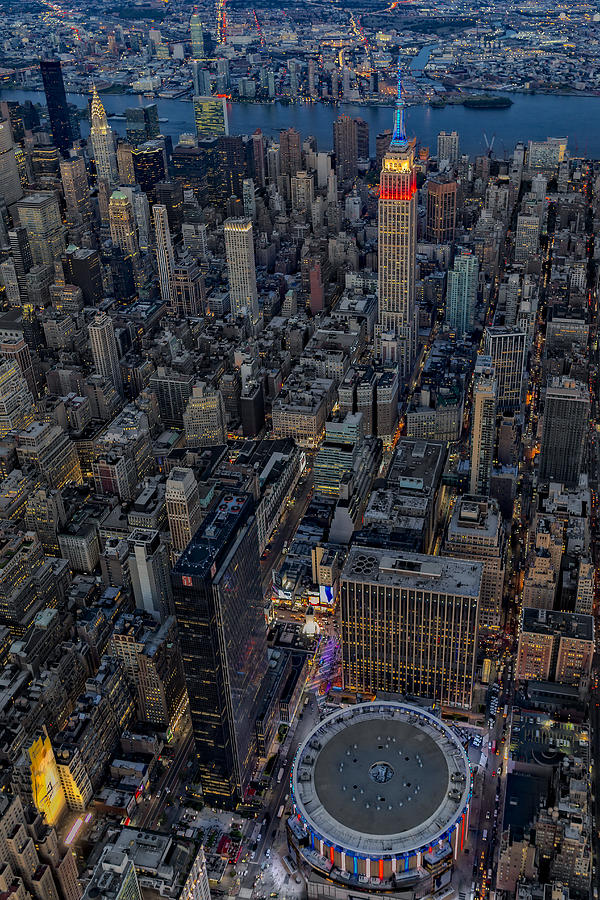 New York City at Dusk Photograph - September 11 NYC Tribute #1 by Susan Candelario
