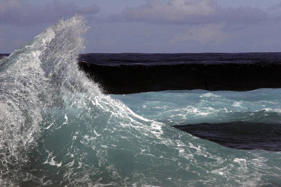 Crest, North Beach, Oahu Photograph by Kenneth Campbell