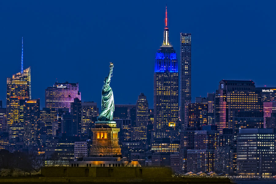 Statue of Liberty and New York Skyline Photograph - NYC Midtown Skyline by Susan Candelario