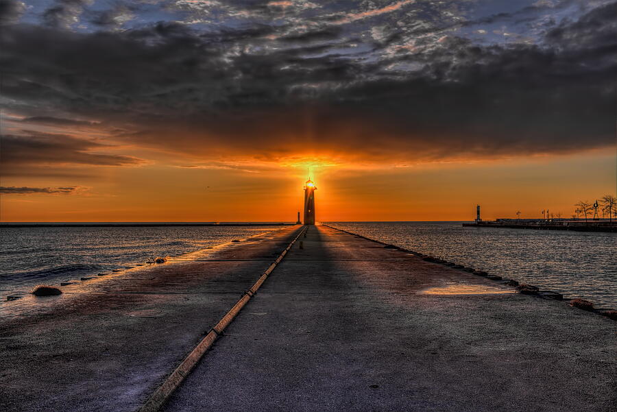 Kenosha Lighthouse Beacon Photograph by Dale Kauzlaric