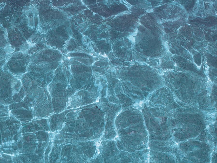 Glistening Digital Art by Steven Robiner