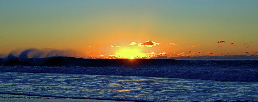 Sunrise Wave I I I Photograph by Robert Newman