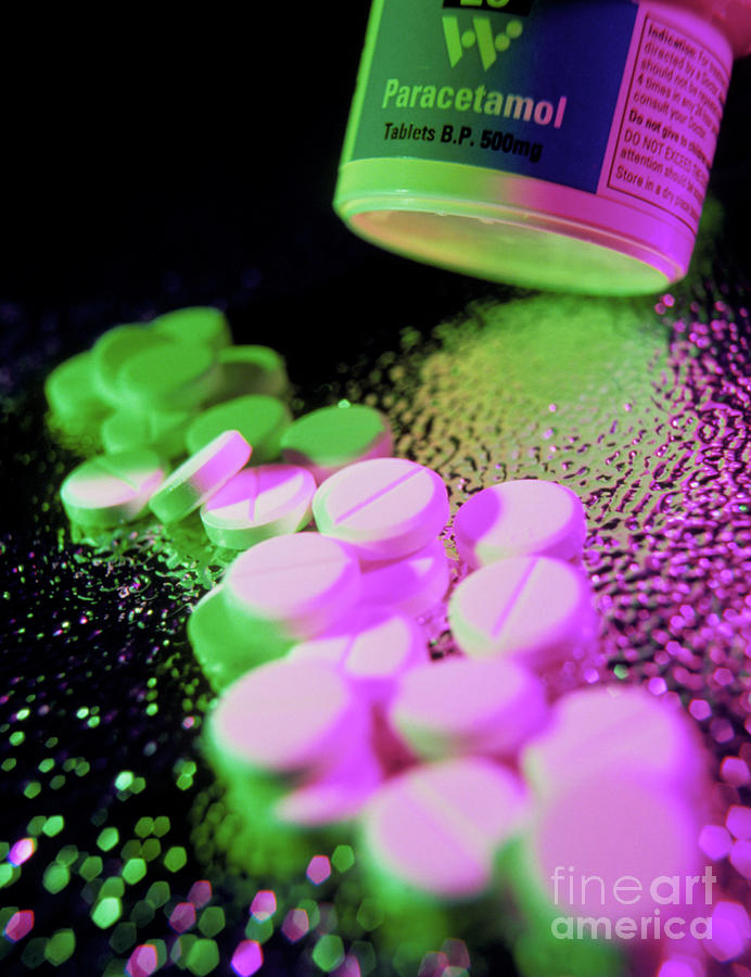 Tablets Of The Painkilling Drug #1 by Steve Horrell / Science Photo Library