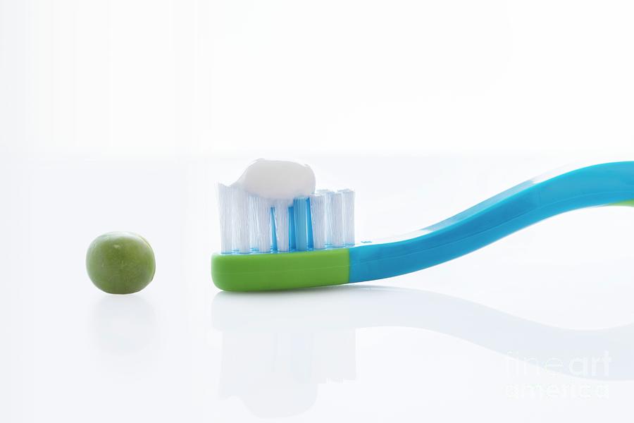 Toothpaste Ricevs Pea Toothbrush With Pea Sized Amount Of Toothpaste #1 by Science Photo Library