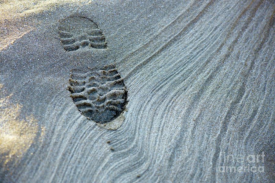 Bootprint And Sand Patterns At Low Tide by Dr Keith Wheeler / Science ...