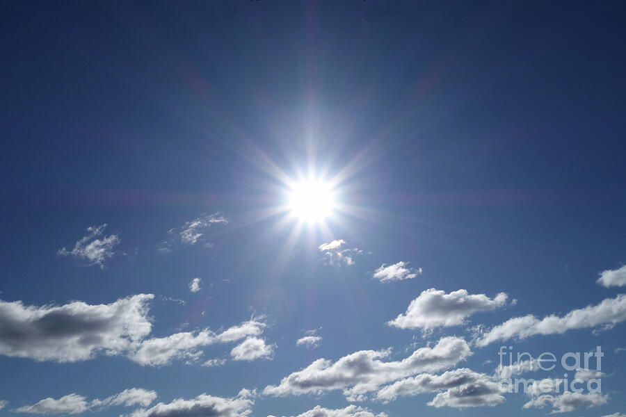 Bright Sun by Detlev Van Ravenswaay / Science Photo Library