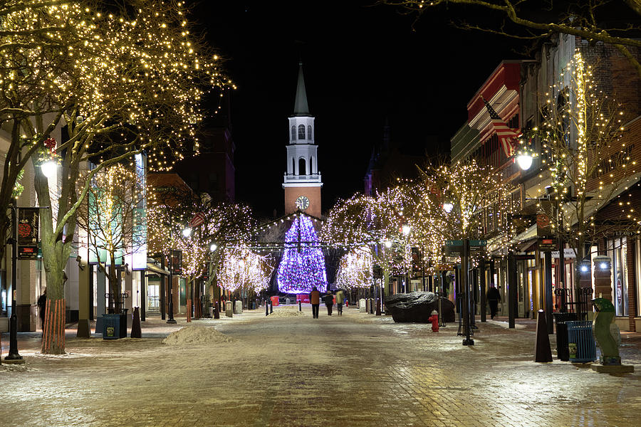 downtown burlington burlington christmas eve hours