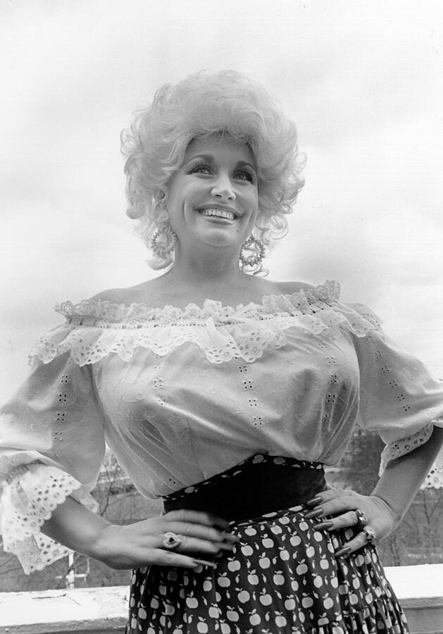 Dolly Parton, Terrace Club, London - by Brian Rasic
