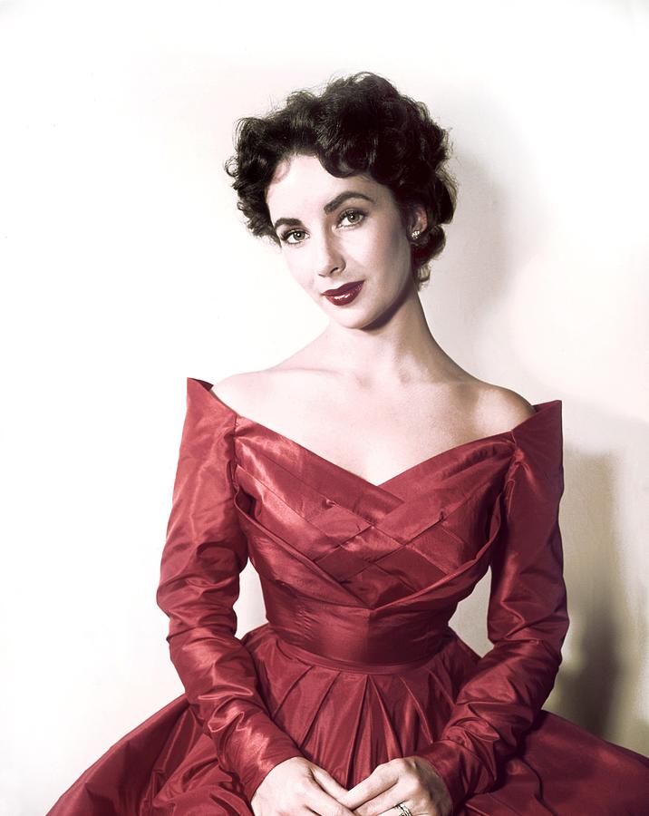 Elizabeth Taylor Portrait Session by Earl Theisen Collection Elizabeth Taylor Portrait Session by Earl Theisen Collection