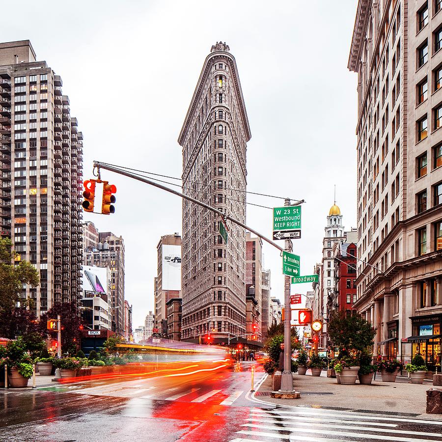 Flatiron Bldg, Nyc Digital Art by Antonino Bartuccio