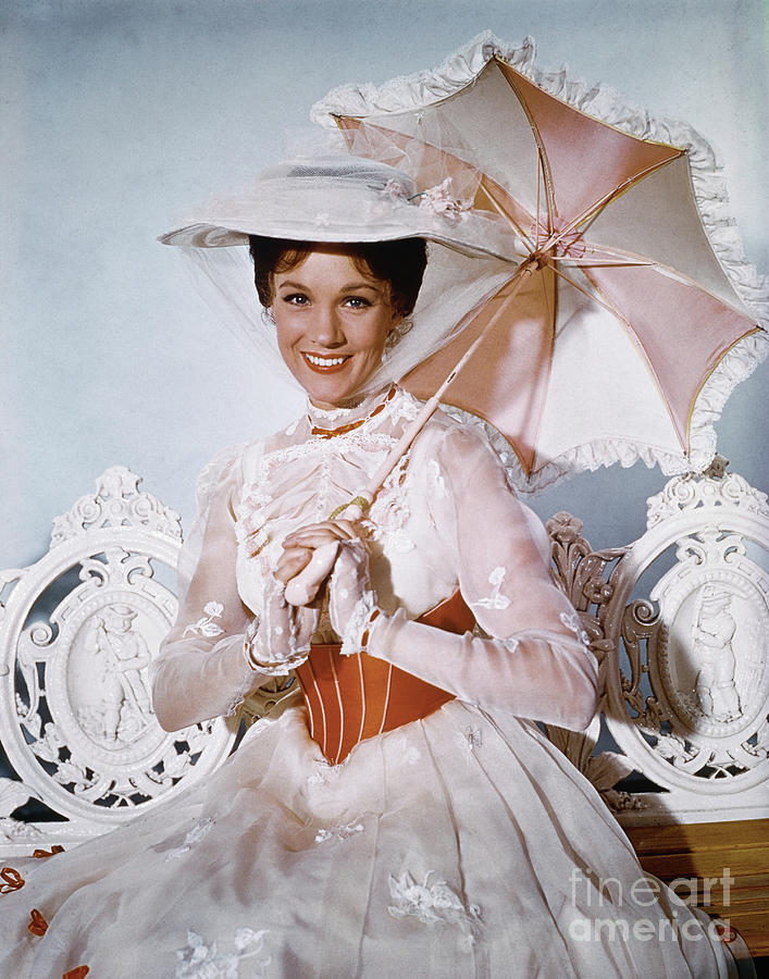 Julie Andrews As Mary Poppins by Bettmann
