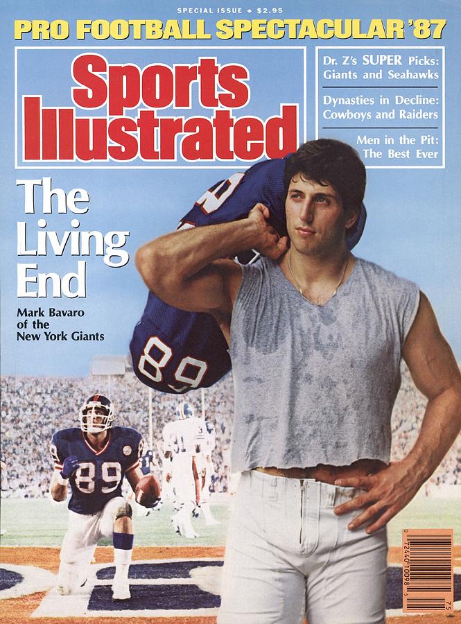 Mark Bavaro on Sports Illustrated Cover Photograph - New York Giants Mark Bavaro, 1987 Pro Football Spectacular Sports Illustrated Cover by Sports Illustrated