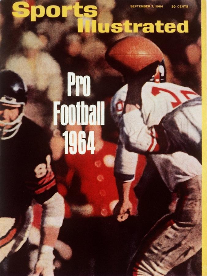 New York Giants Qb Y.a. Tittle, 1963 Nfl Championship Sports Illustrated Cover Photograph by Sports Illustrated