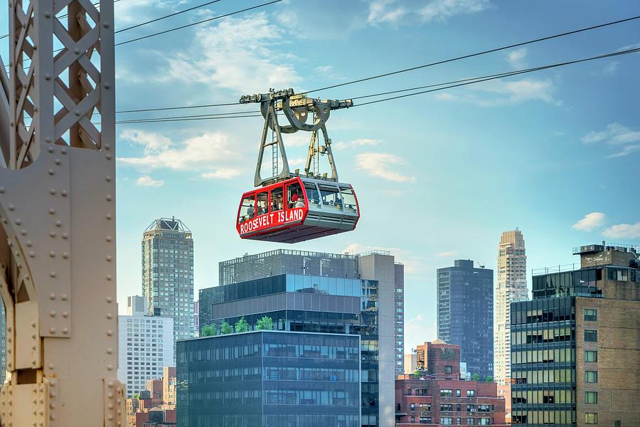 Roosevelt Island Tramway, Nyc Digital Art by Laura Zeid