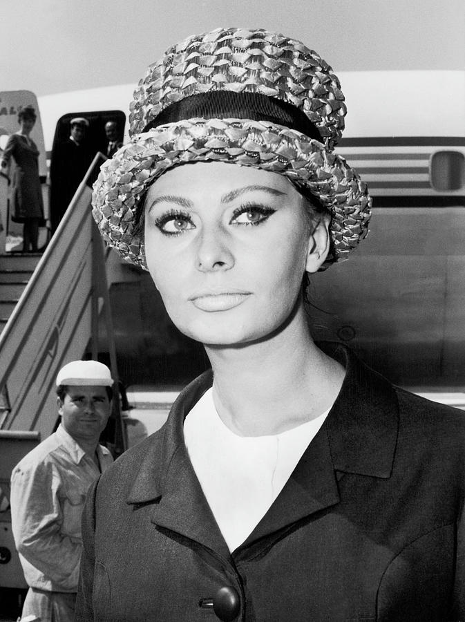 Coupure de presse Clipping 1963 Sophia Loren (4 pages