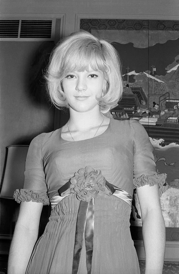 Sylvie Vartan by Michael Ochs Archives