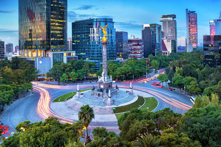 Victory Column, Mexico City, Mexico Digital Art by Claudia Uripos