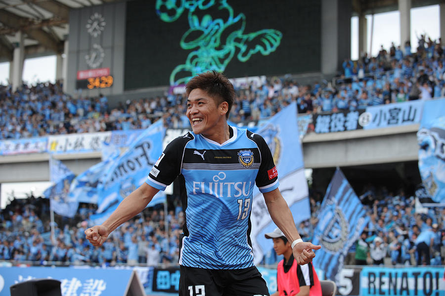 Kawasaki Frontale v Albirex Niigata - J.League 2013 #4 Photograph by Masashi Hara