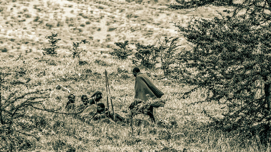 Maasai Warriors Ngorongoro Tanzania 4360 Photograph by Neptune Images