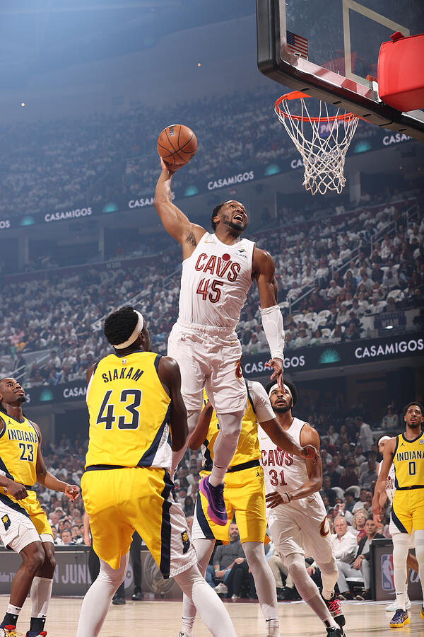 Mitchell 7 Donovan Mitchell #7 by Joe Murphy