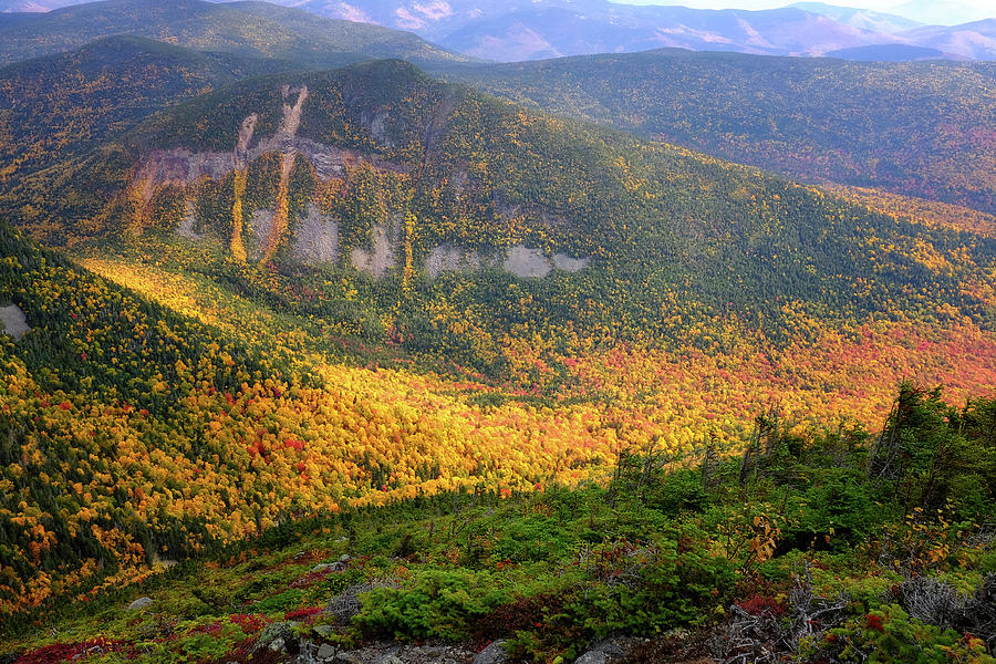 Autumn Fire, Carrigain Notch. Photograph by Jeff Sinon