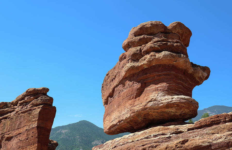 Balanced Rock Garden Of The Gods Photograph by Dan Sproul