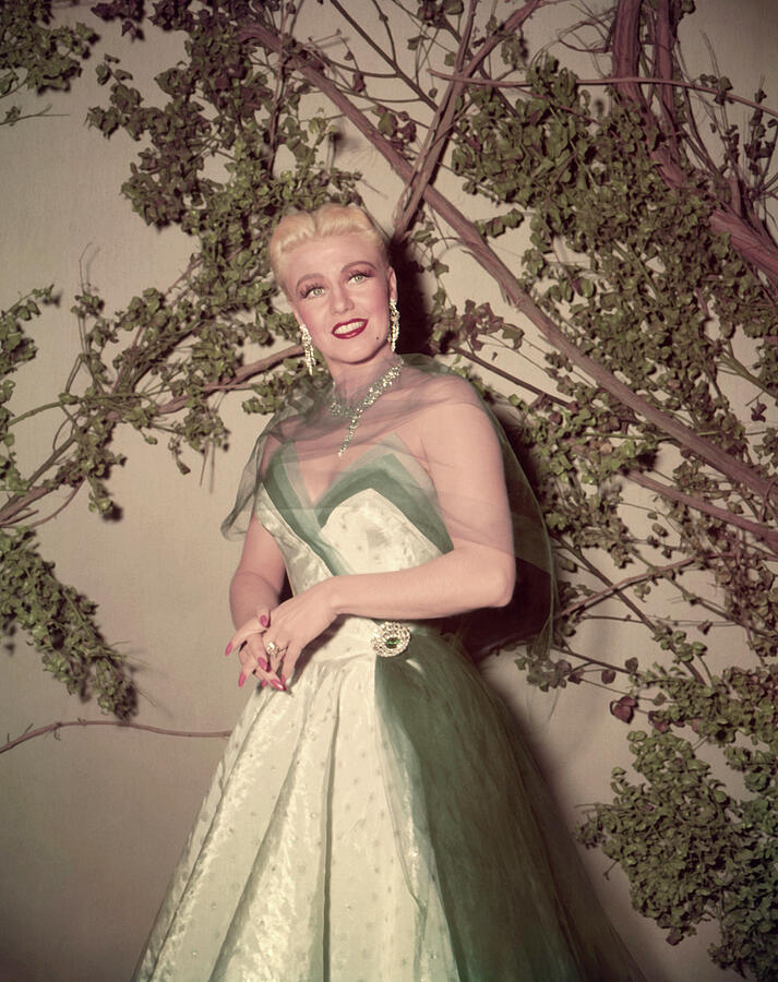 ginger rogers green dress Elegant Vintage Gown Beautiful Fashion Elegance 1948 Portrait by Silver Screen green prom dress 2025