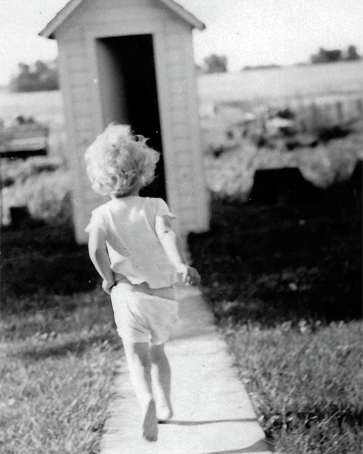 Gotta Go Photograph by Robert Allen Hill