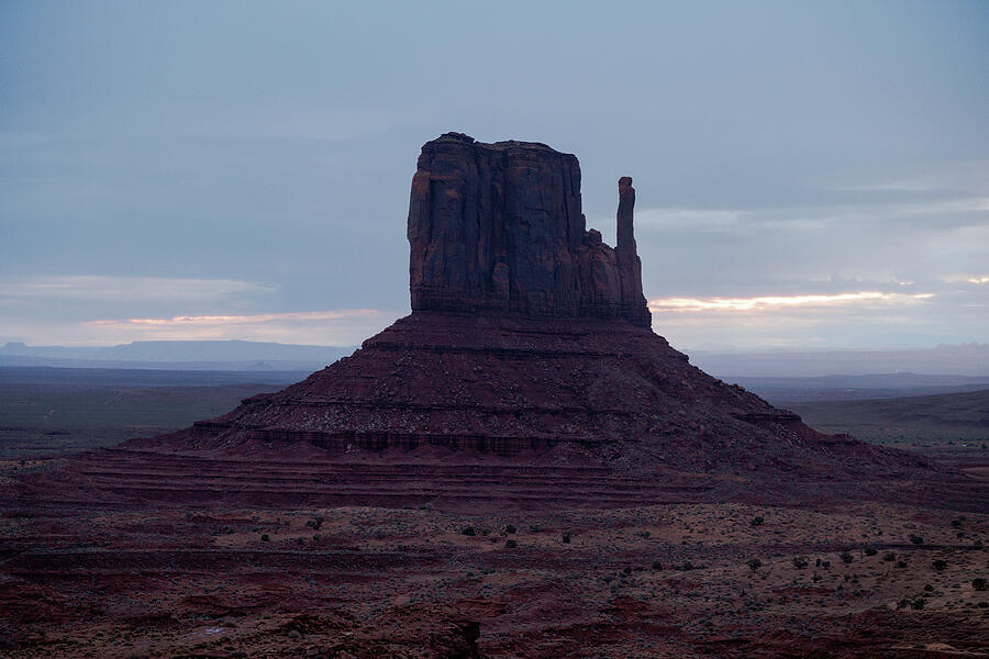 Monument Valley at Dusk Photograph - Held in Silence by Robert Niemeier