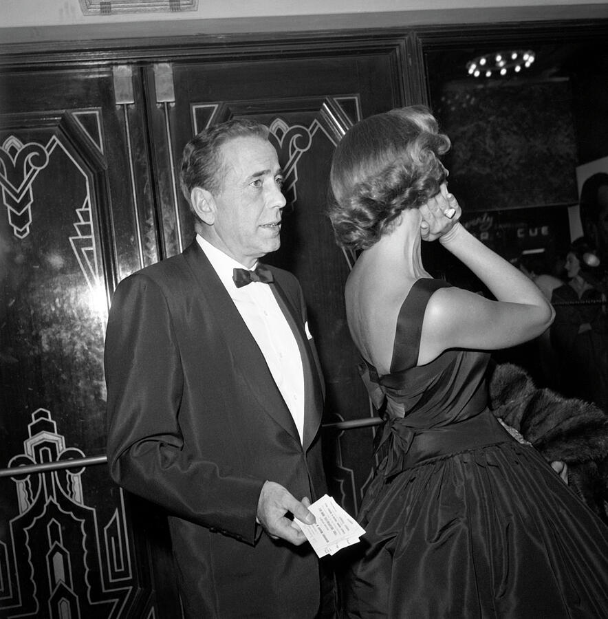 Humphrey Bogart Lauren Bacall Wife Hollywood Formal Couple Event Retro ...