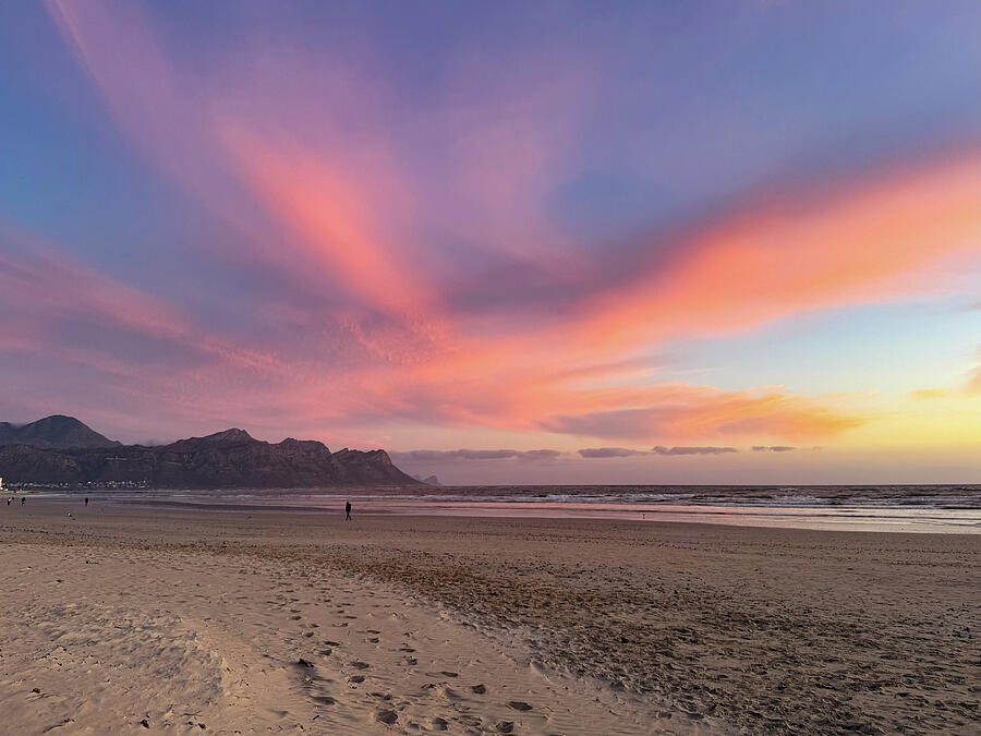 Majestic Sunset Over Tranquil Beach Photograph - Majestic Sunset Over Tranquil Beach by Bonnie Colgan