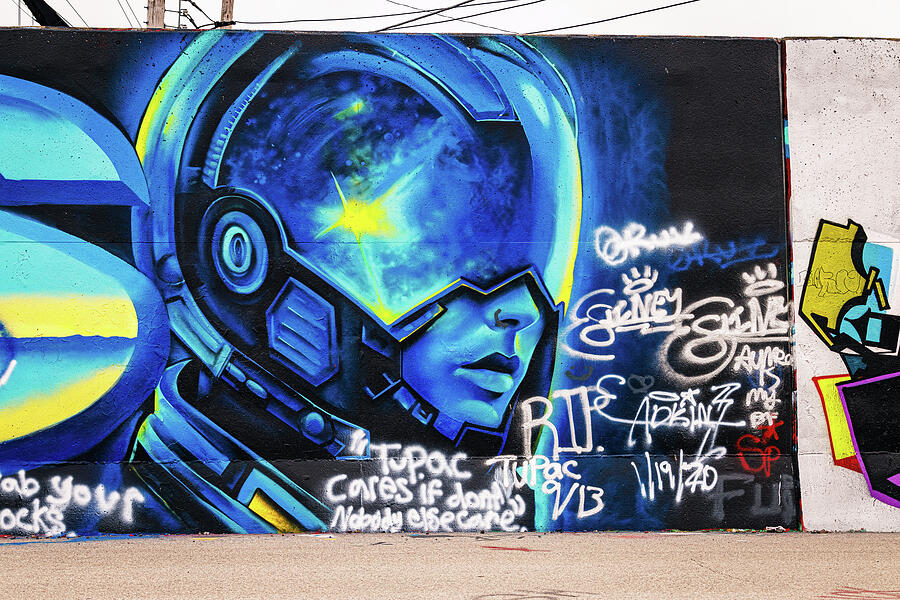 Mural Mile - Futuristic Helmet Photograph by Robert Niemeier