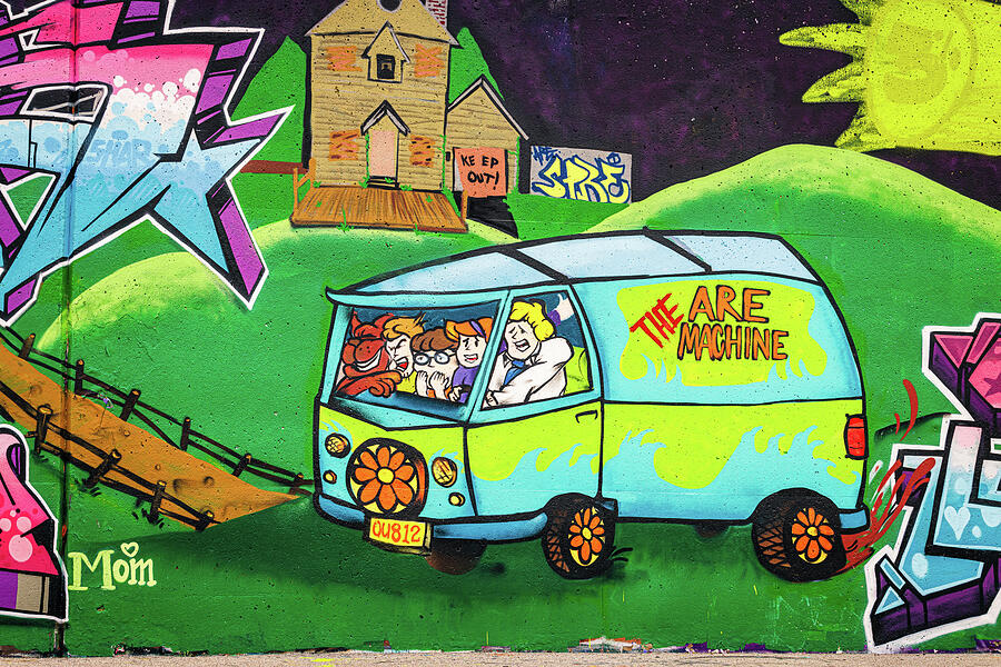 Mural Mile - Scooby Doo Photograph by Robert Niemeier