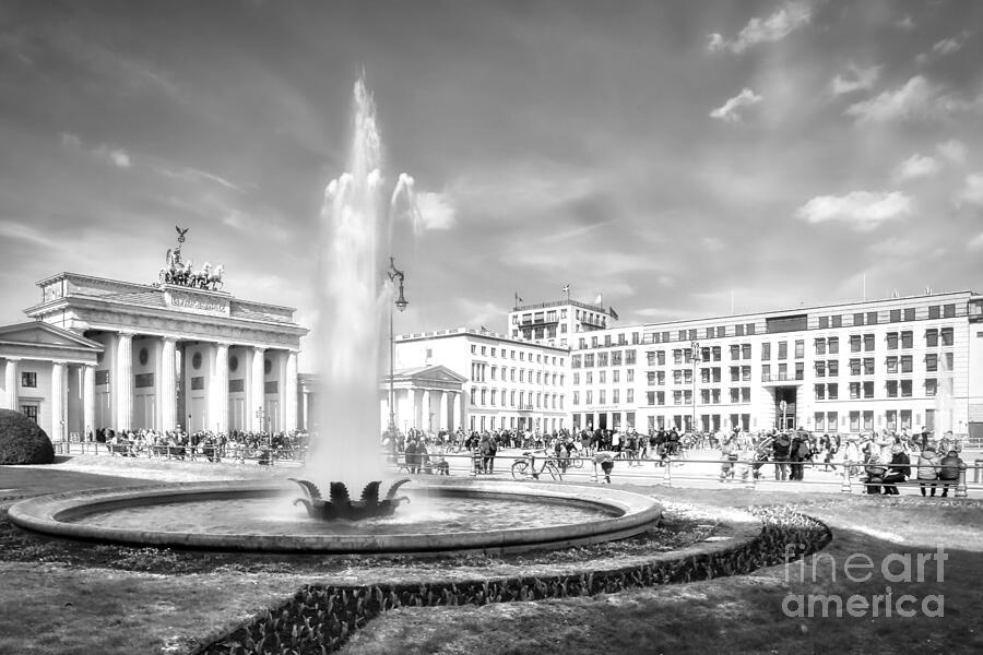 Pariser Platz and the Brandenburg Gate, Berlin Photograph by Stefano Senise