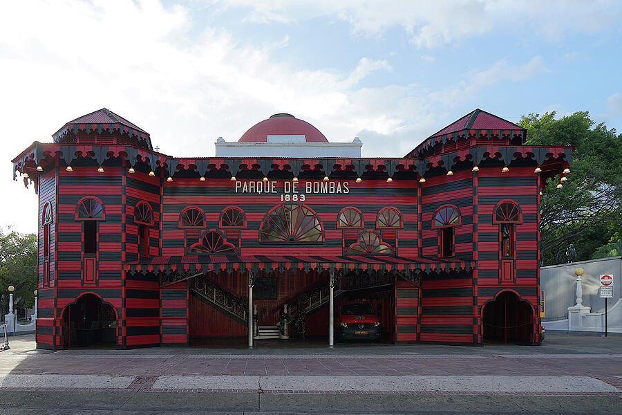 Parque de Bombas Building Photograph - Ponce - Parque de Bombas Building by Richard Reeve