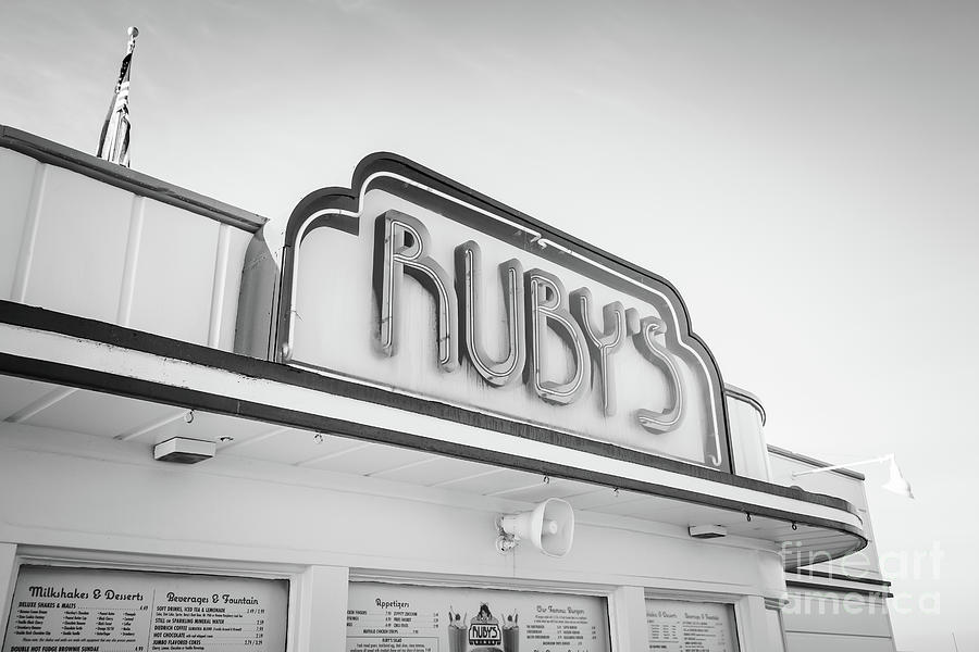 Rubys Diner Newport Beach Black and White Picture Photograph by Paul Velgos