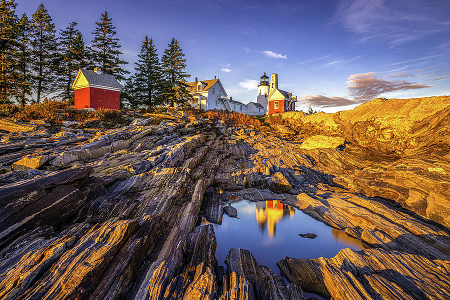 Sunset at Pemaquid Point Lighthouse Photograph by Richard DeYoung
