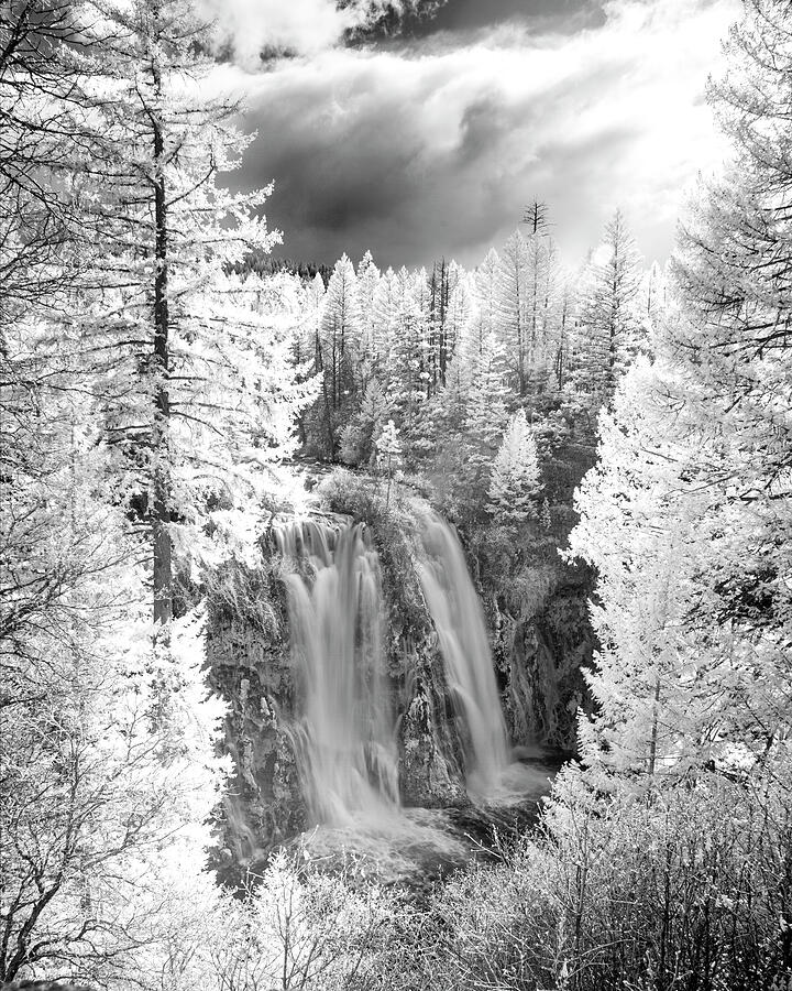 Burney Falls - The 8th Wonder - Infrared - Vertical Photograph by Mike Lee