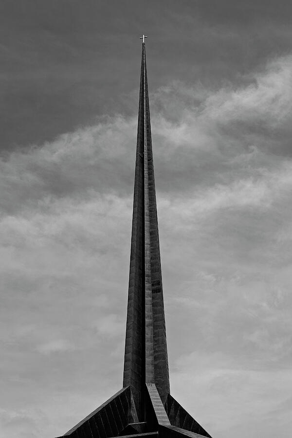 The North Christian Church, Columbus, Indiana Photograph by Shankar Adiseshan